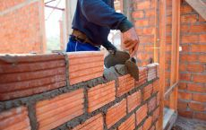 Польской компании нужны строители, работы по фасадам, кладке кирпича и брусчатке